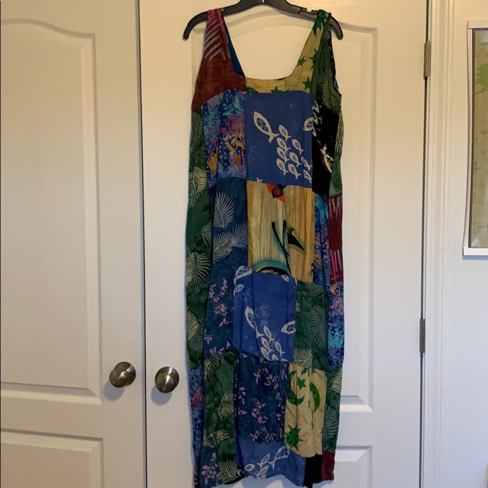 CLOSET CLEAROUT PRICING  Perfect beach day dress